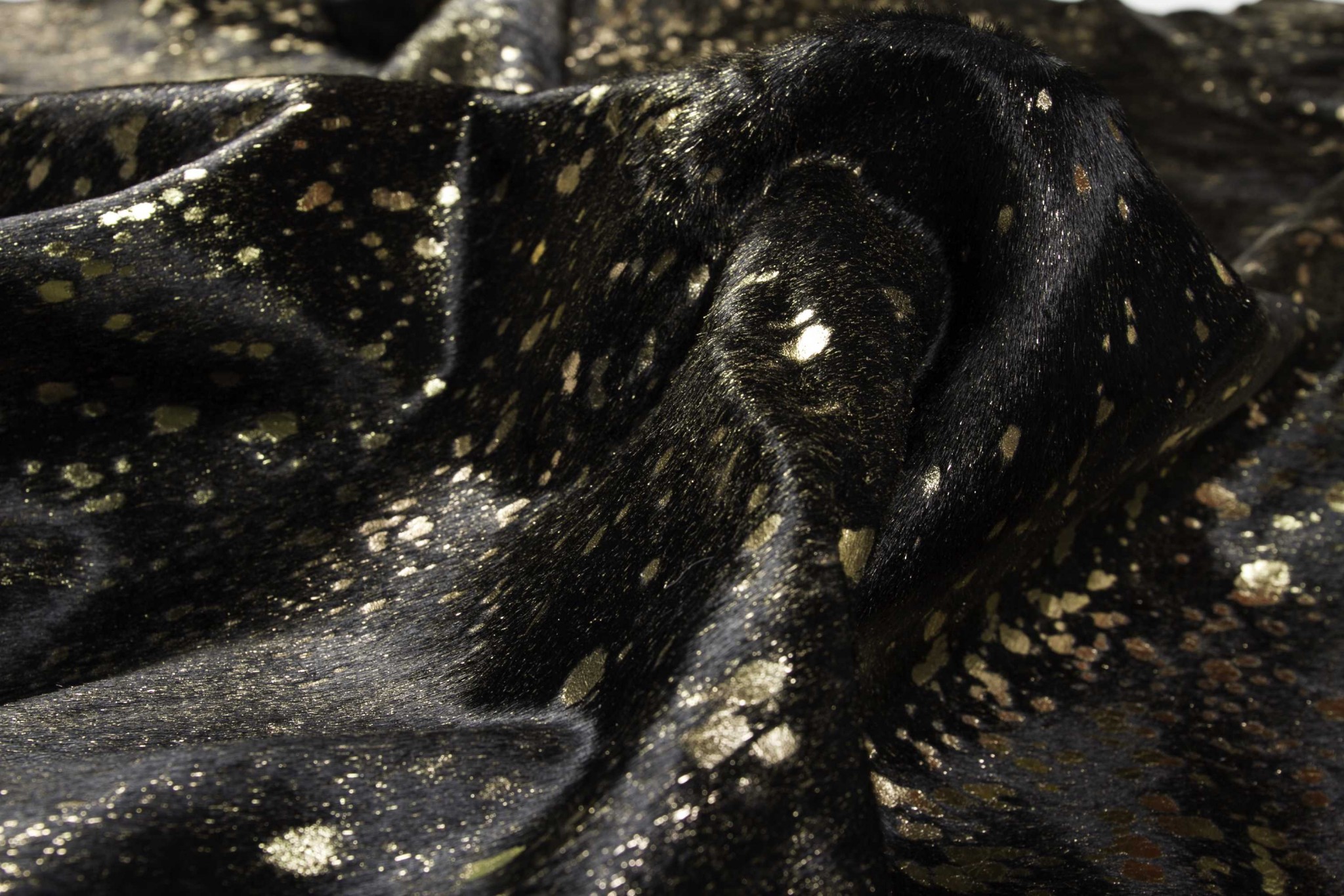 72" x 84" Chocolate and Gold Cowhide - Area Rug - Image 2