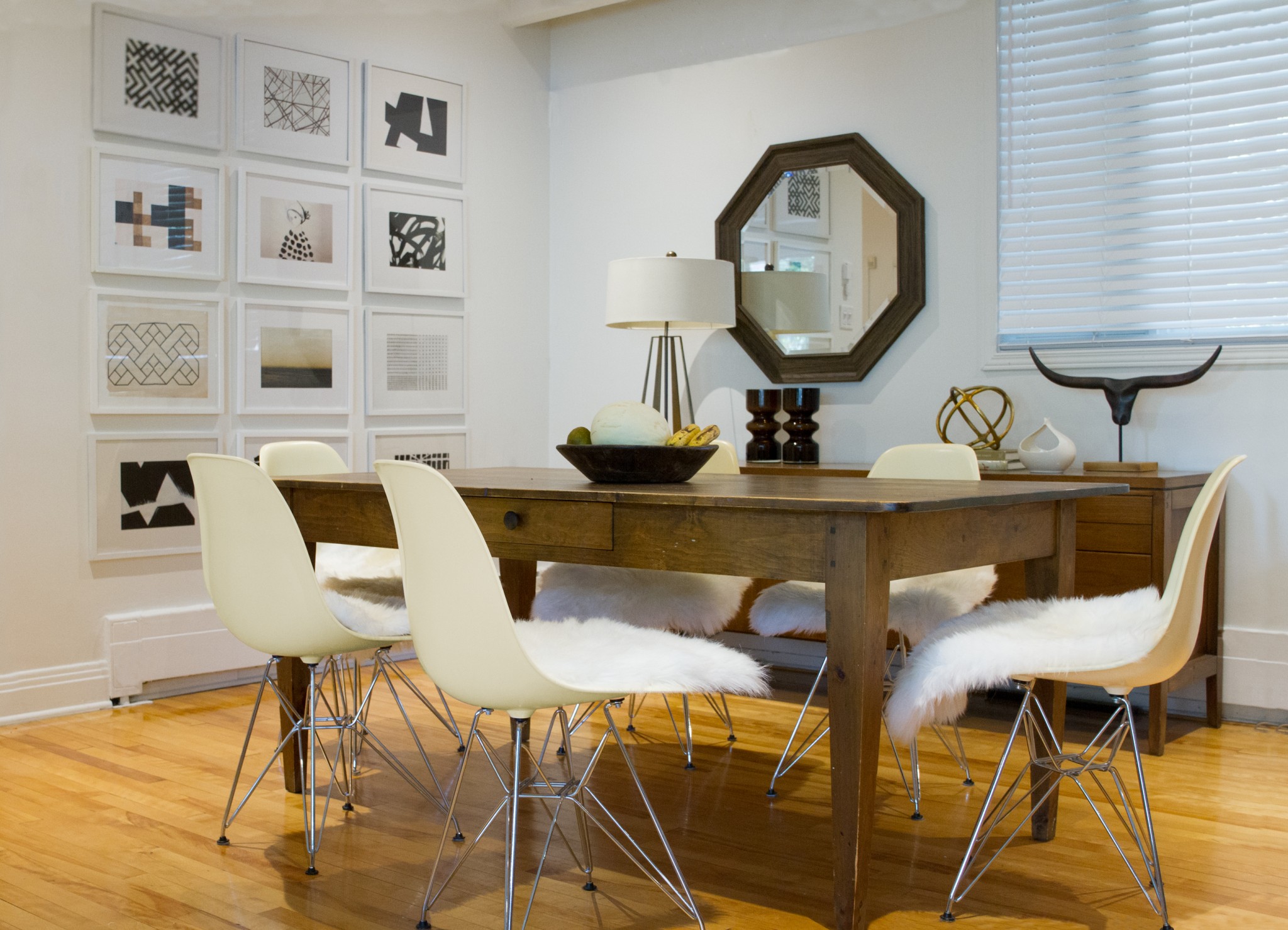 Natural Sheepskin Chair Seat Cover - Image 4