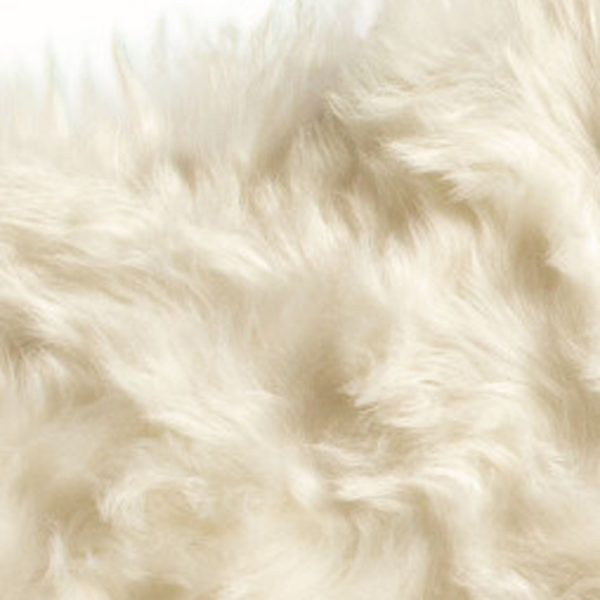 48" x 72" x 1.5" Off White Faux Sheepskin Area Rug - Image 4