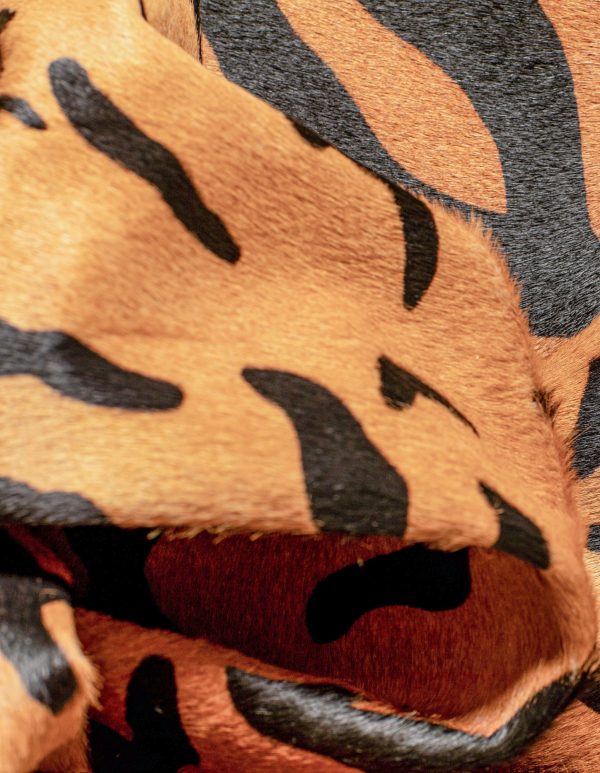 72" x 84" Tiger Black on Natural Cowhide  Rug - Image 4