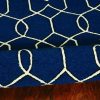 7'x10' Navy Blue Hand Hooked UV Treated Trellis Indoor Outdoor Area Rug - Image 4