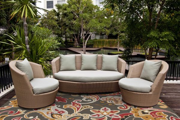 5'x8' Taupe Hand Hooked UV Treated Floral Indoor Outdoor Area Rug - Image 2