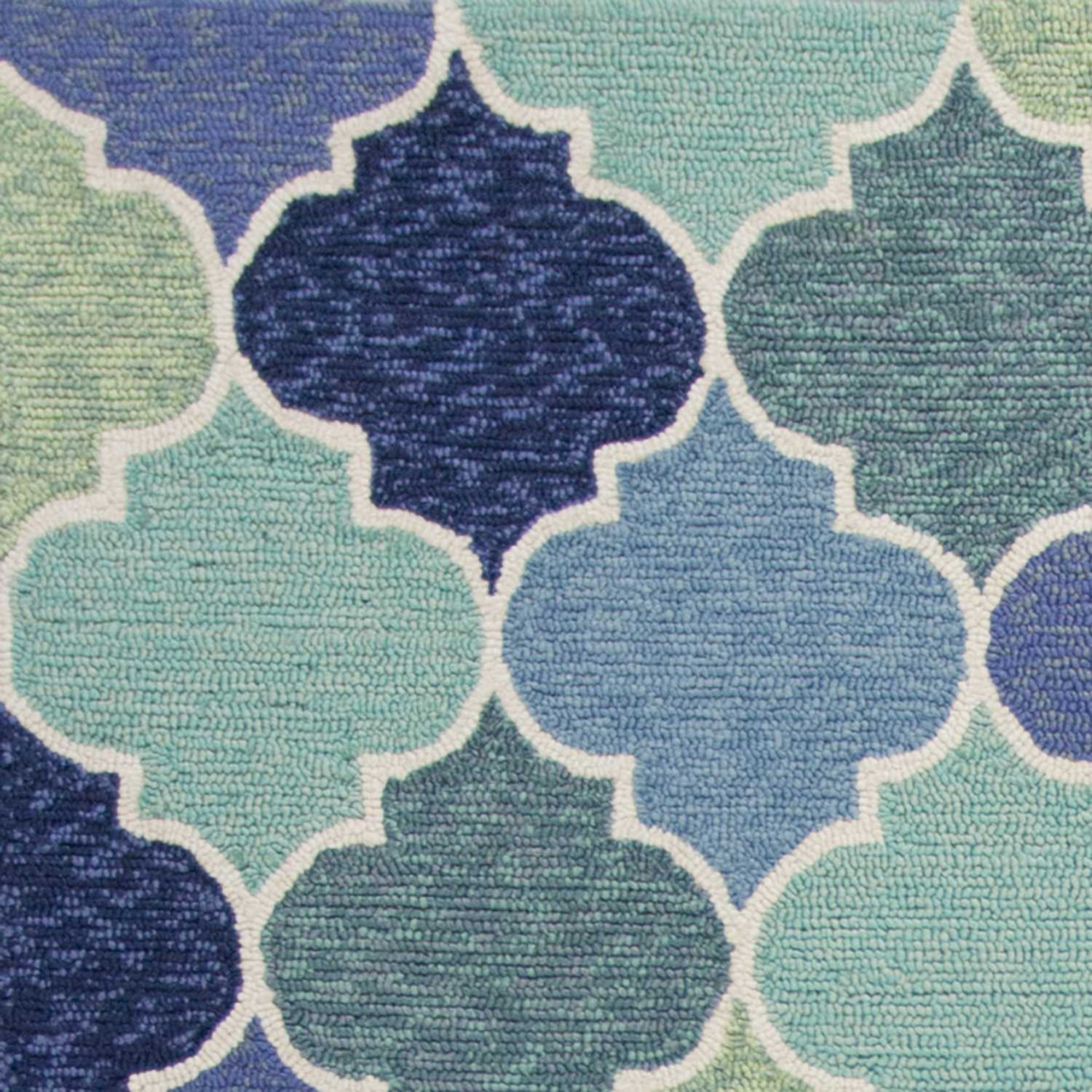5'x8' Blue Hand Hooked UV Treated Quatrefoil Indoor Outdoor Area Rug - Image 2