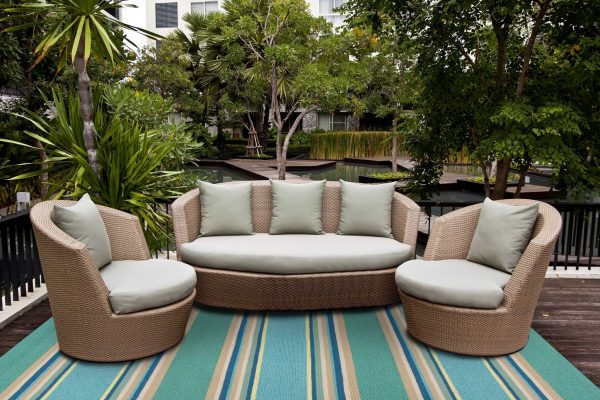 3'x5' Ocean Blue Hand Hooked UV Treated Awning Stripes Indoor Outdoor Area Rug - Image 2