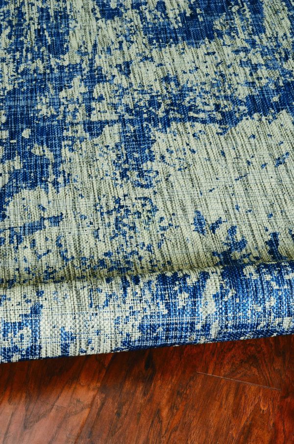 5'x7' Grey Denim Machine Woven UV Treated Abstract Brushstroke Indoor Outdoor Area Rug - Image 3
