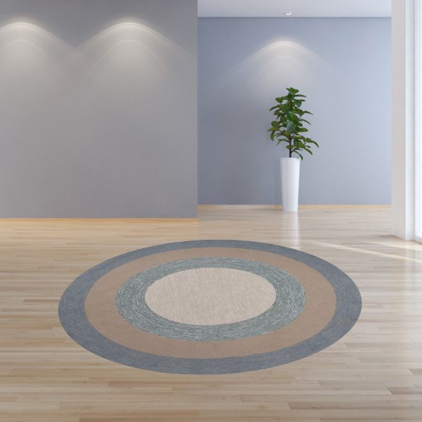 7' Spa Blue Beige Hand Hooked UV Treated Bordered Round Indoor Outdoor Area Rug - Image 4