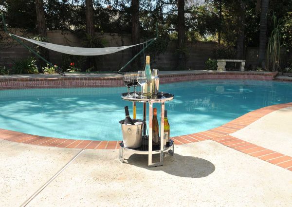 18.75" x 19" x 22" Chrome Round  End Table - Image 5