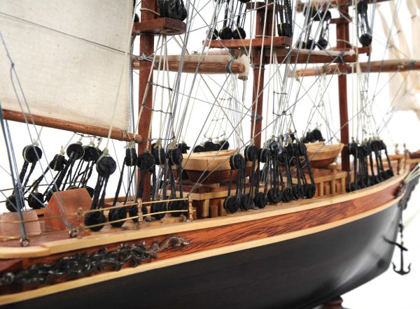 5.5" x 22" x 17" SmallCutty Sark - Image 4