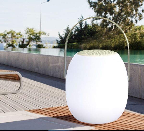 9 X 9 X 14 White Plastic Portable Speaker - Image 2