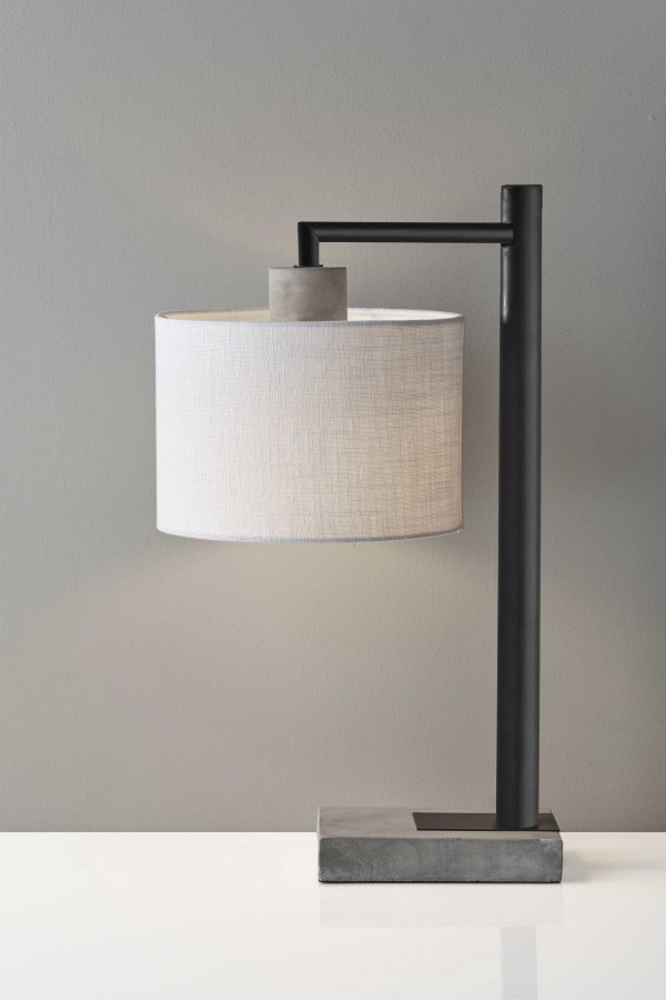 Petite Black Metal Table Lamp - Image 2