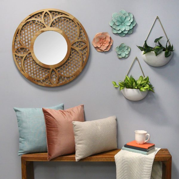 Creamy Round Metal Wall Planters - Image 2