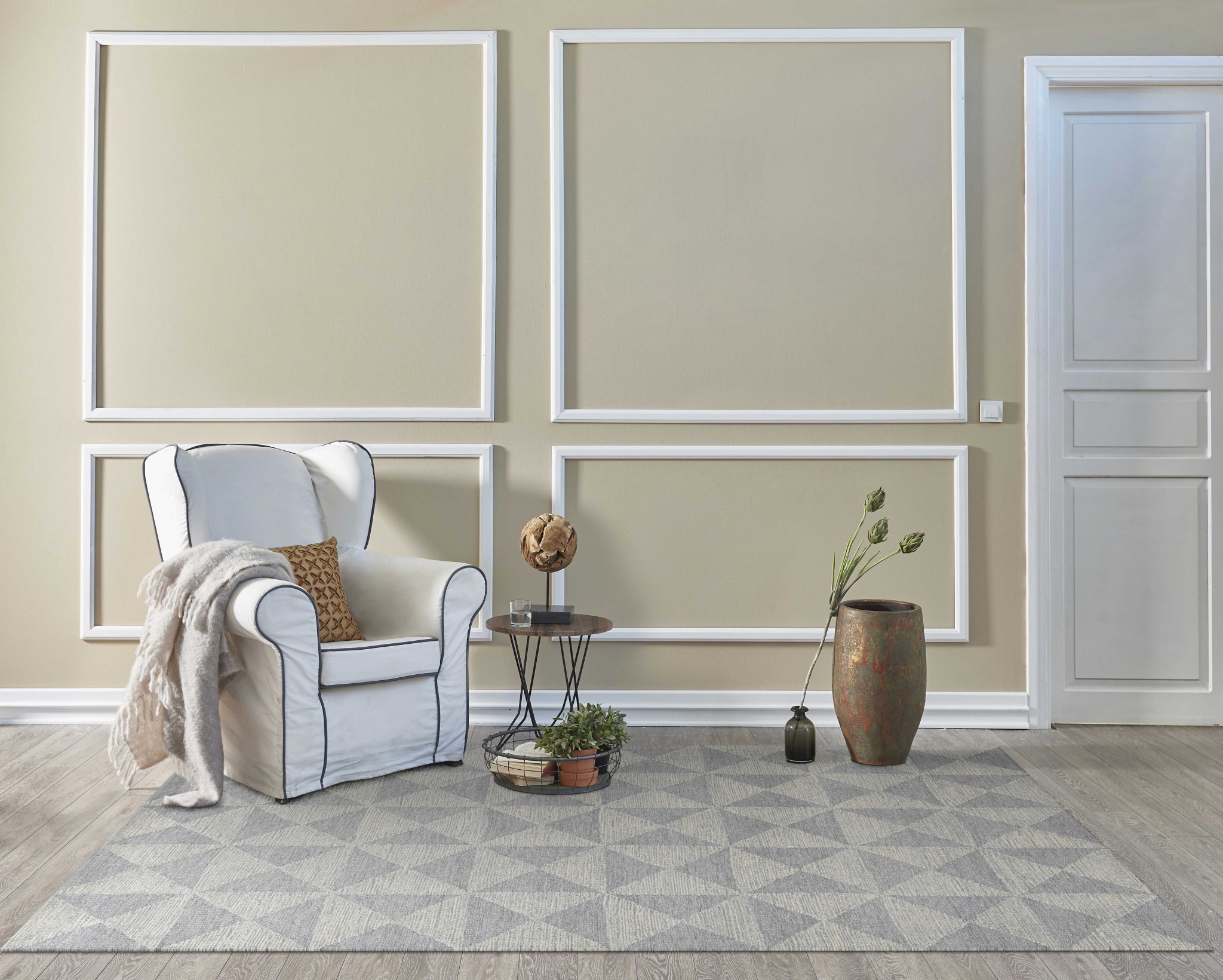 5' x 7' Ivory Geometric Pattern Wool Indoor Area Rug - Image 3