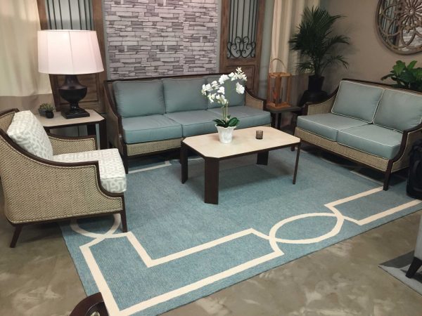 2' x 3' Spa Polypropylene Accent Rug - Image 3