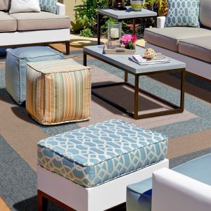 3'x5' Spa Blue Beige Hand Hooked UV Treated Bordered Indoor Outdoor Area Rug