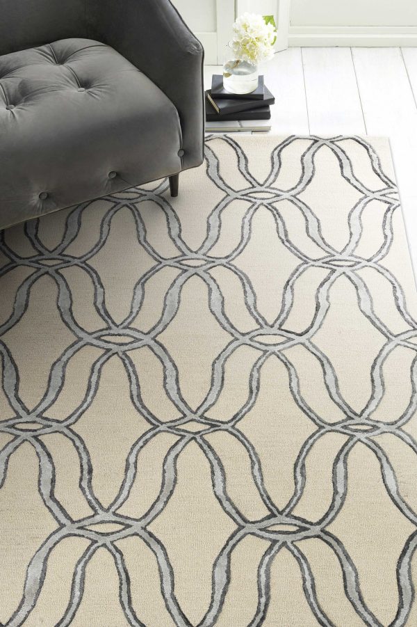 5'x7' Silver Ivory Hand Tufted Vermicular Indoor Area Rug