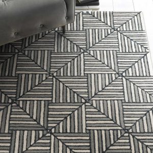 5'x7' Navy Charcoal Hand Tufted Geometric Diamond Pattern Indoor Area Rug