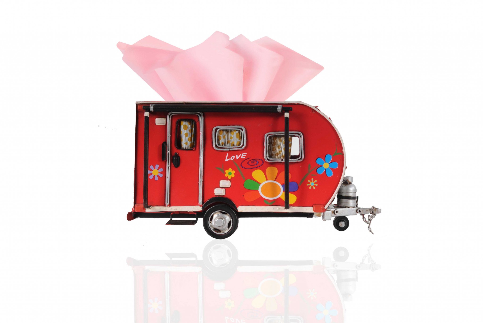 Red Camper Trailer Model Tissue Holder - Image 4