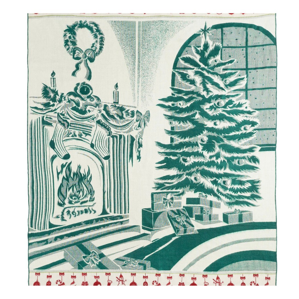 Ultra Soft Green Christmas Scene Handmade Throw Blanket - Image 2