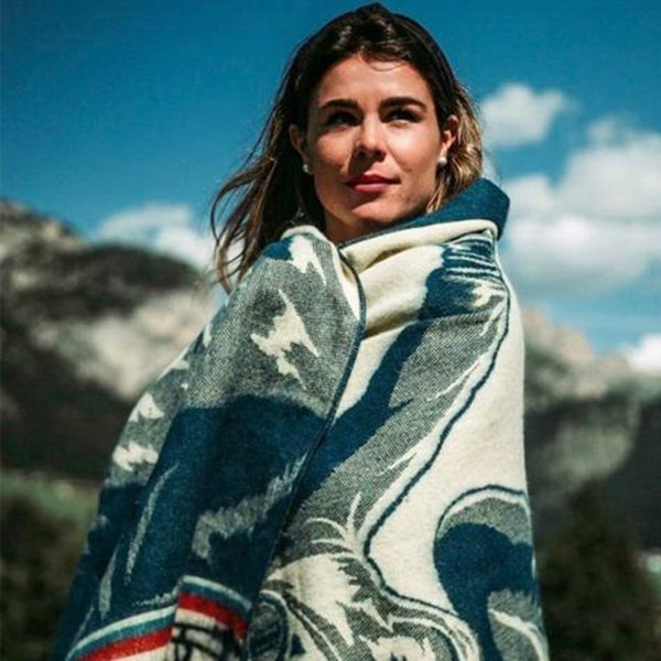 Queen Size Ultra Soft Ski Jumper Handmade Woven Blanket - Image 5