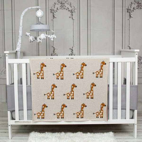 Ivory Giraffe Knitted Baby Blanket - Image 2