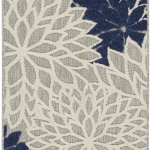 2?x 6?Ivory and Navy Indoor Outdoor Runner Rug