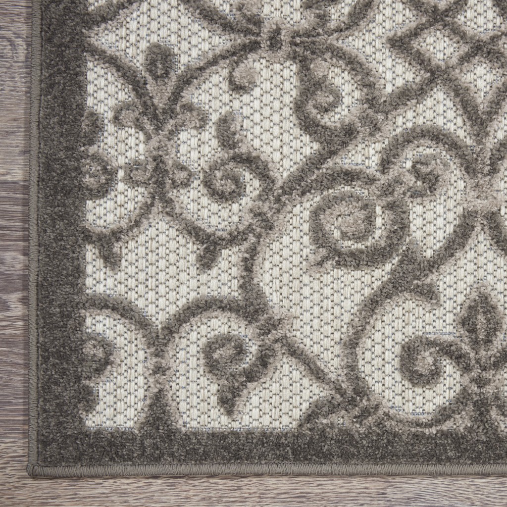 5?x 8?Gray and Charcoal Indoor Outdoor Area Rug - Image 2