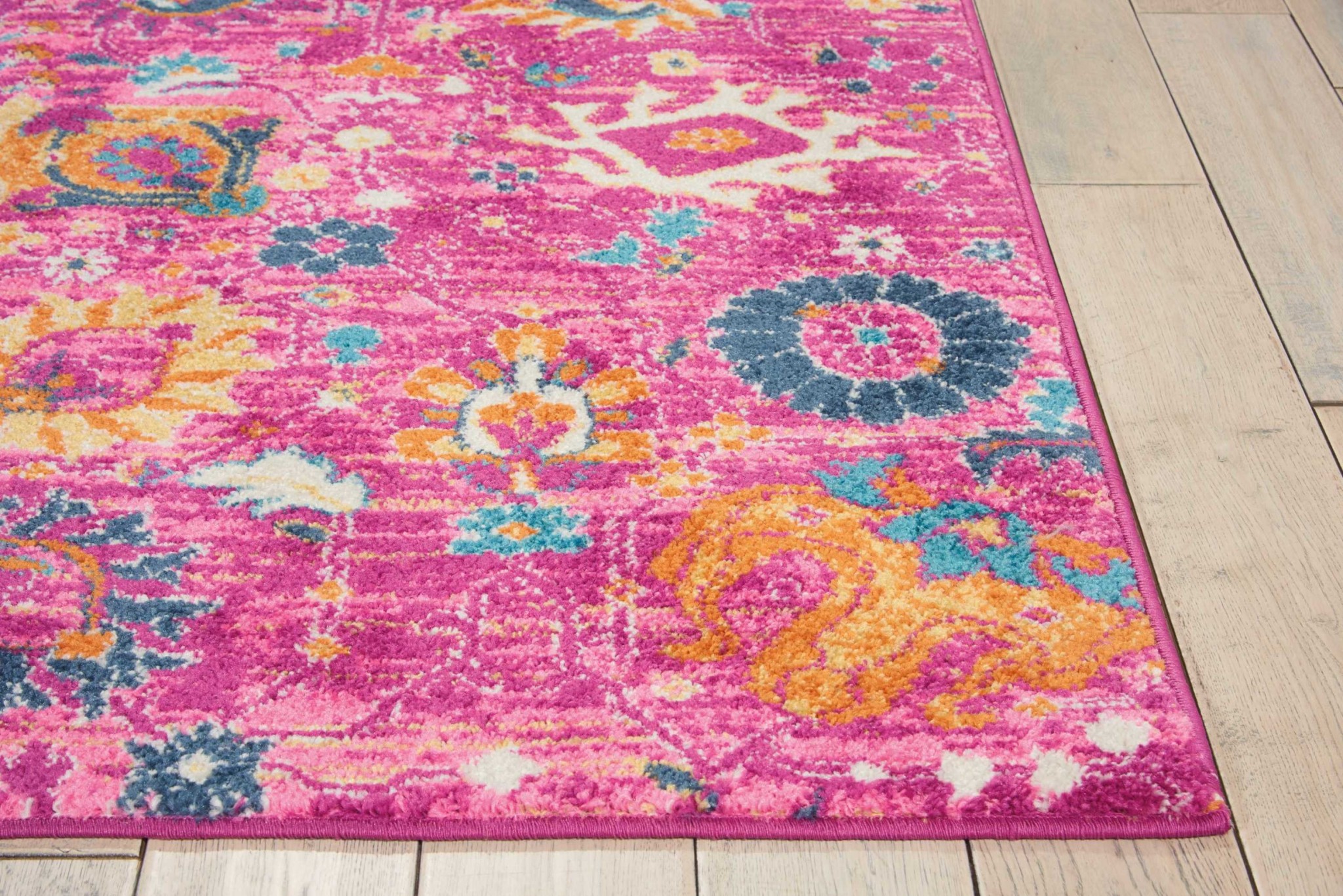 4?x 6?Fuchsia and Orange Distressed Area Rug - Image 5