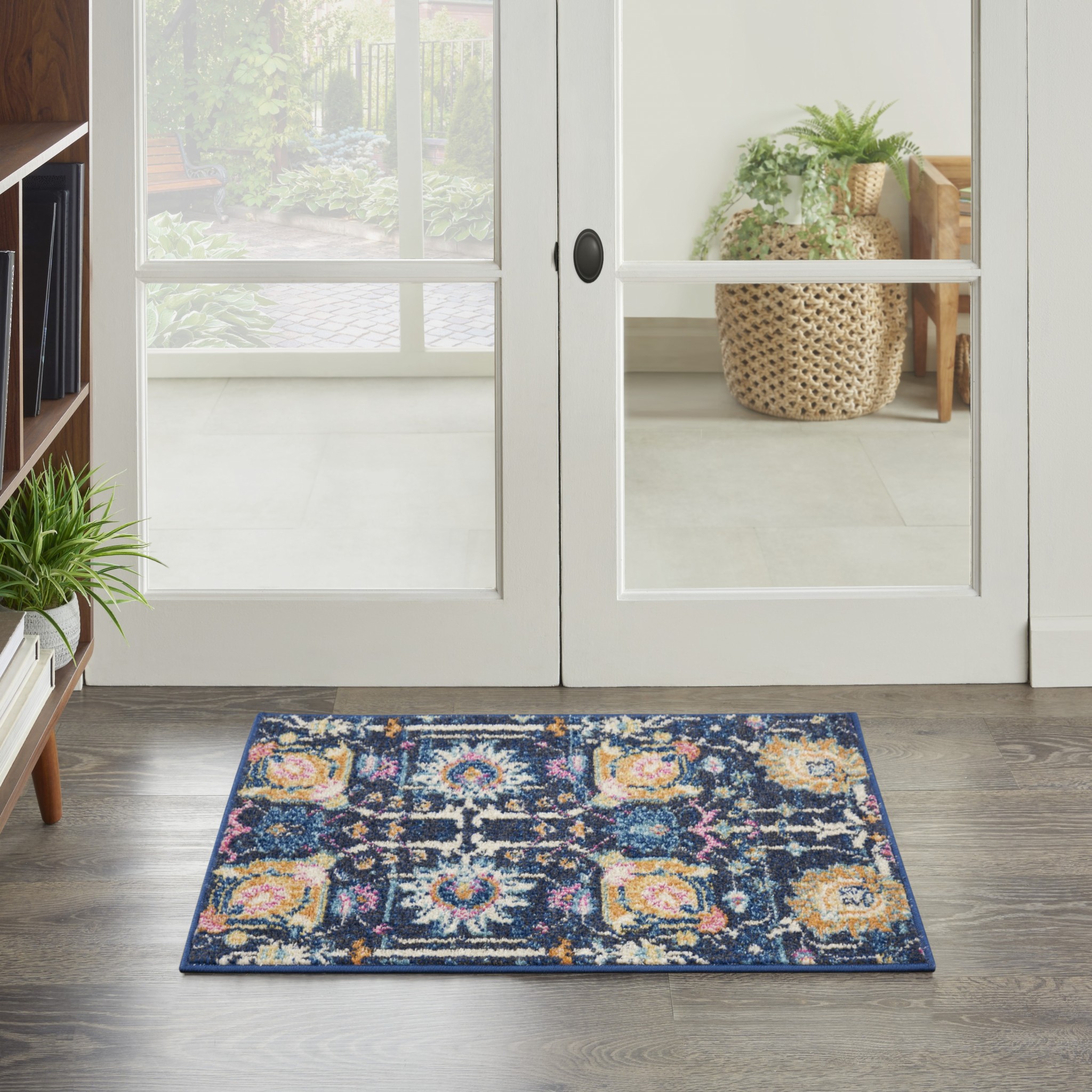 2?x 3?Navy Blue Floral Buds Scatter Rug - Image 4