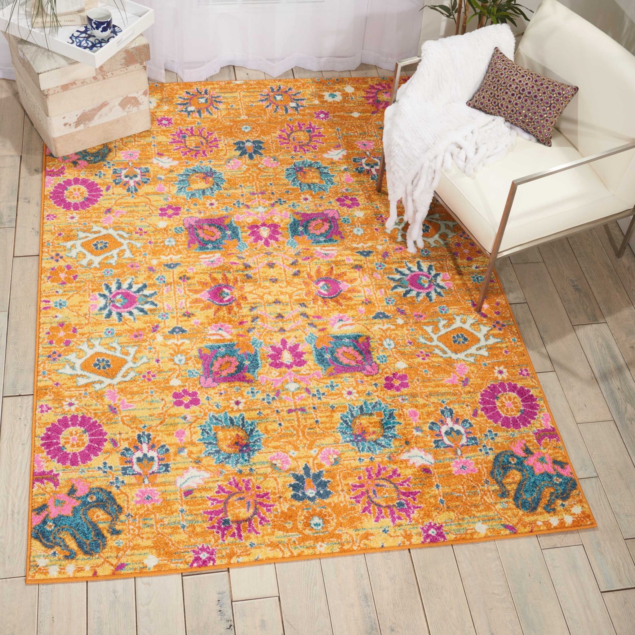 4?x 6?Sun Gold and Navy Distressed Area Rug - Image 4