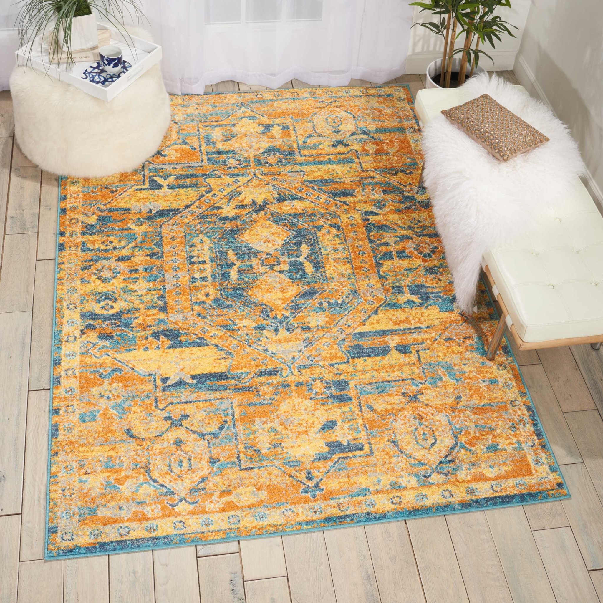 4?x 6?Gold and Blue Antique Area Rug - Image 4