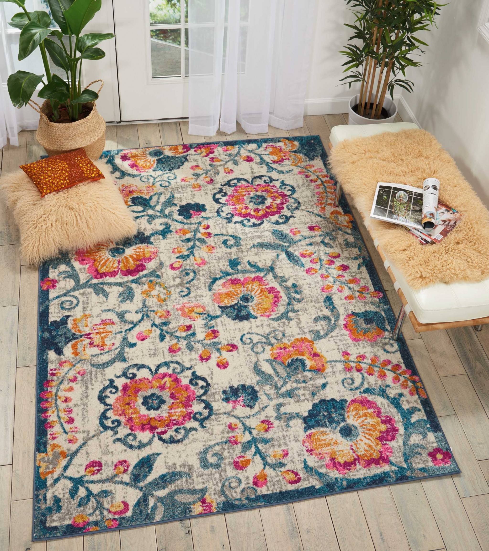 5?x 7?Ivory and Blue Floral Vines Area Rug - Image 3