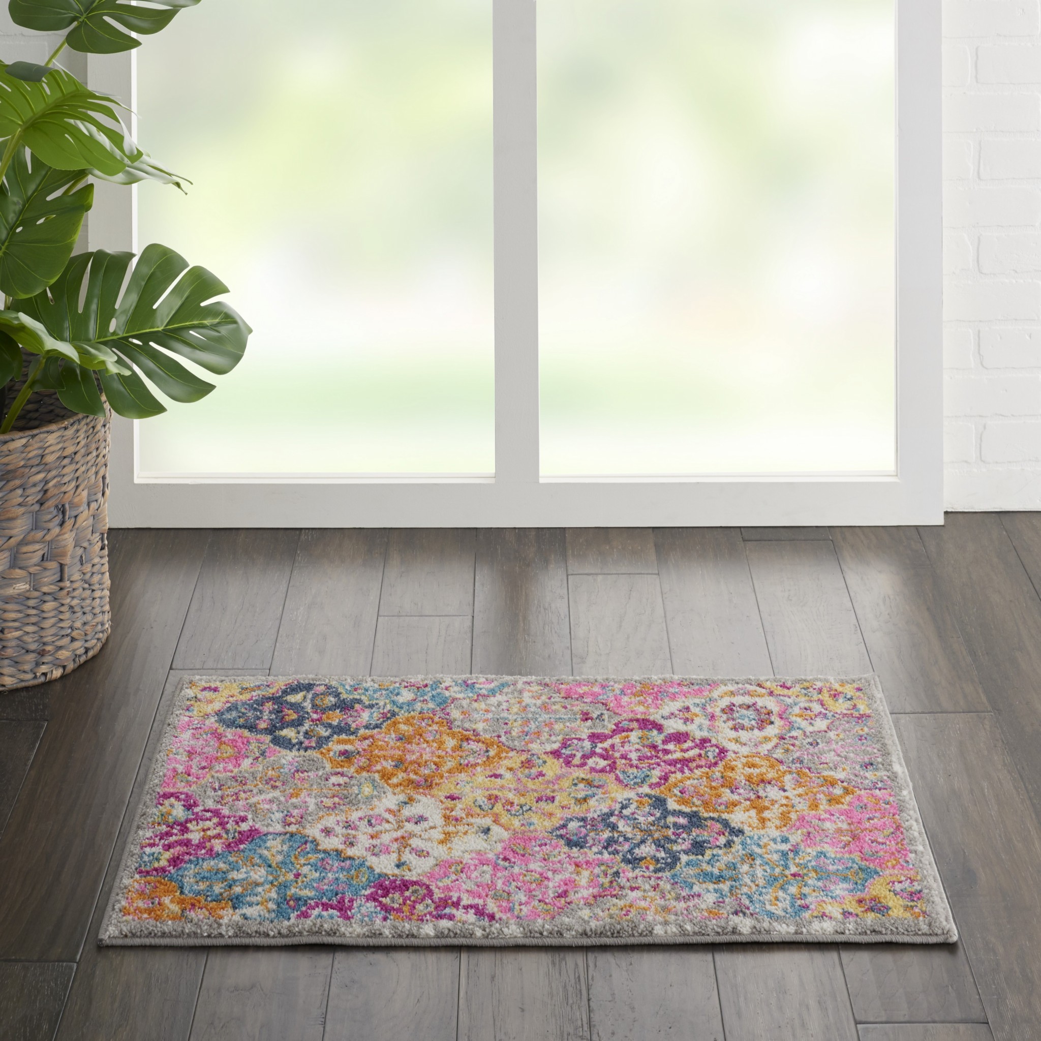 2?x 3?Muted Brights Floral Diamond Scatter Rug - Image 3