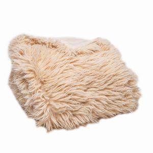 Chunky Flokati Faux Wool Off White Throw Blanket