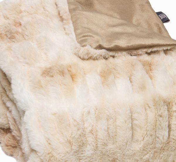 Chunky Sectioned Shades of Beige Faux Fur Throw Blanket - Image 2