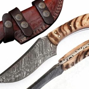 Damascus Steel Bowie Hunting Knife, Handmade Knife with Leather Sheath and Goat Horn Handle, 9-Inch Knife