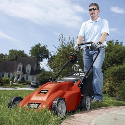 18-inch Cordless Electric Lawn Mower with Integrated 36V Battery - Image 4