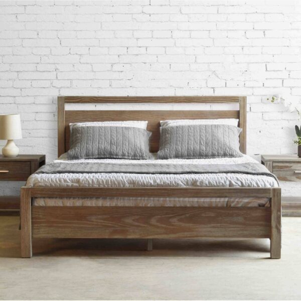 Queen Size FarmHouse Traditional Rustic Pine Platform Bed - Image 4