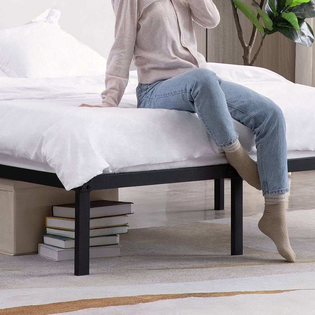 Cal King 16-inch Heavy Duty Metal Bed Frame with 3,500 lbs Weight Capacity - Image 4