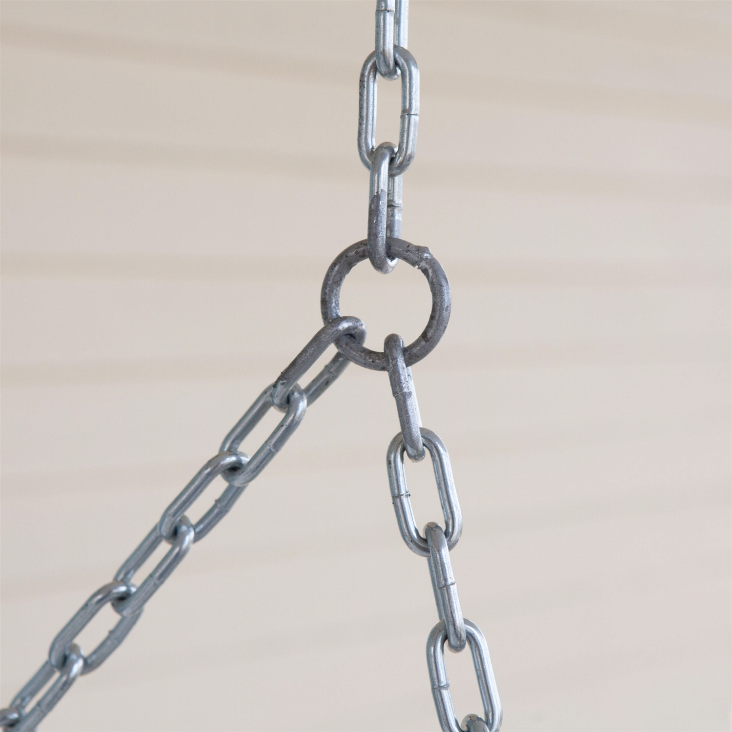 White Resin Wicker Porch Swing with Hanging Chain - 600-lb Weight Capacity - Image 3