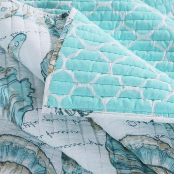 Full / Queen Coastal Seashells White Teal 3 Piece Polyester Reversible Quilt Set - Image 2