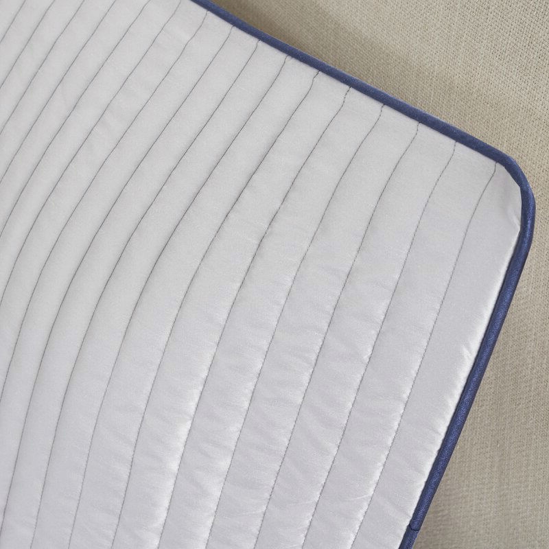 King size 12-piece Reversible Cotton Comforter Set in Navy Blue and White - Image 3