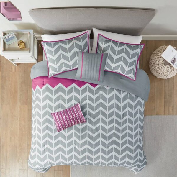 Twin Reversible Comforter Set with Grey White Purple Pink Chevron Pattern - Image 4