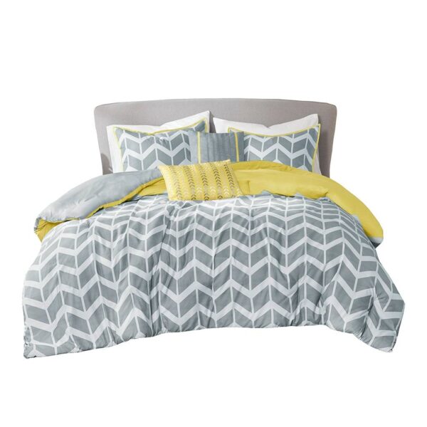 King / Cal King Reversible Comforter Set in Grey White Yellow Chevron Stripe - Image 2