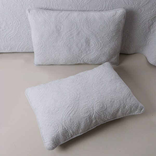 Queen 3-Piece Cotton Bedspread Set with 2 Shams in Grey Quilted Damask Pattern - Image 3