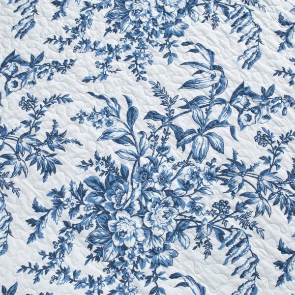 King size 3 Piece Bed-in-a-Bag Reversible Blue White Floral Cotton Quilt Set - Image 4