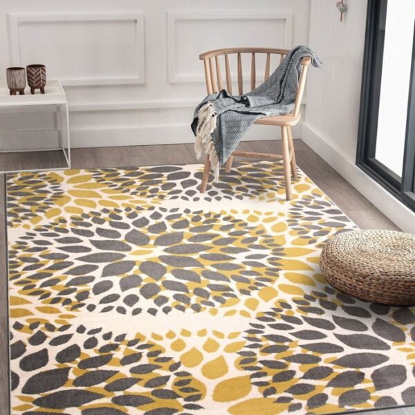 5' x 7' Grey Yellow Floral Woven Stain Resistant Polypropylene Area Rug - Image 2