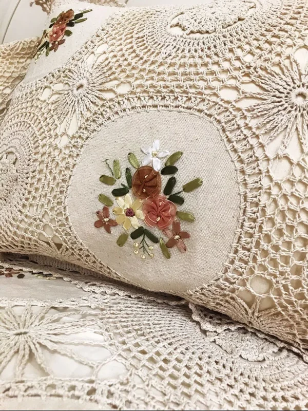 Wedding KING SIZE bedding sets 3 pieces designer Hand crochet ribbon embroidery bed sheets set - Image 4