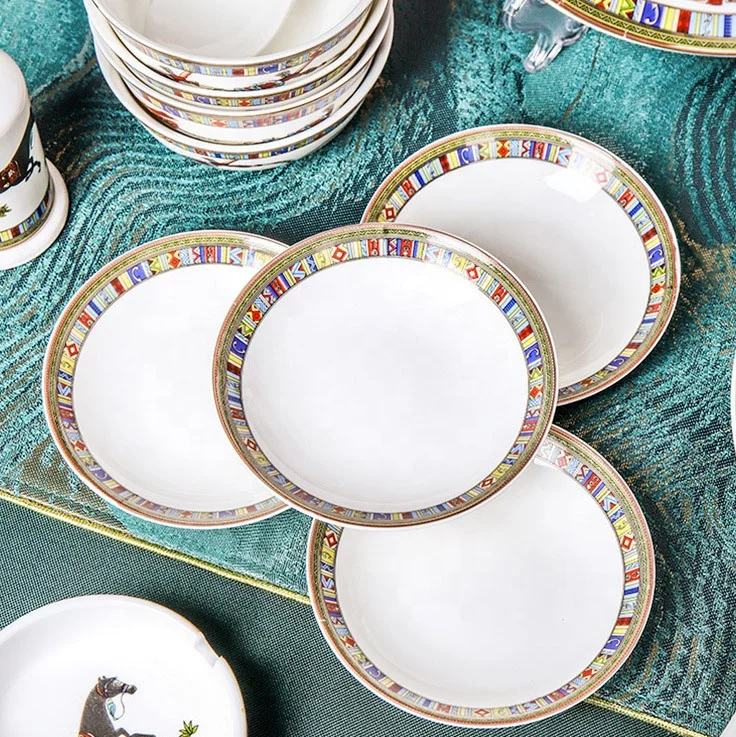 New Arrival Ceramic Dinner Set Kitchen DESIGN Feature Bone China Dinner Set - Image 3