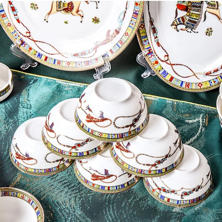 New Arrival Ceramic Dinner Set Kitchen DESIGN Feature Bone China Dinner Set - Image 5